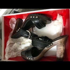 Coach Black Heels 7.5 in great used condition